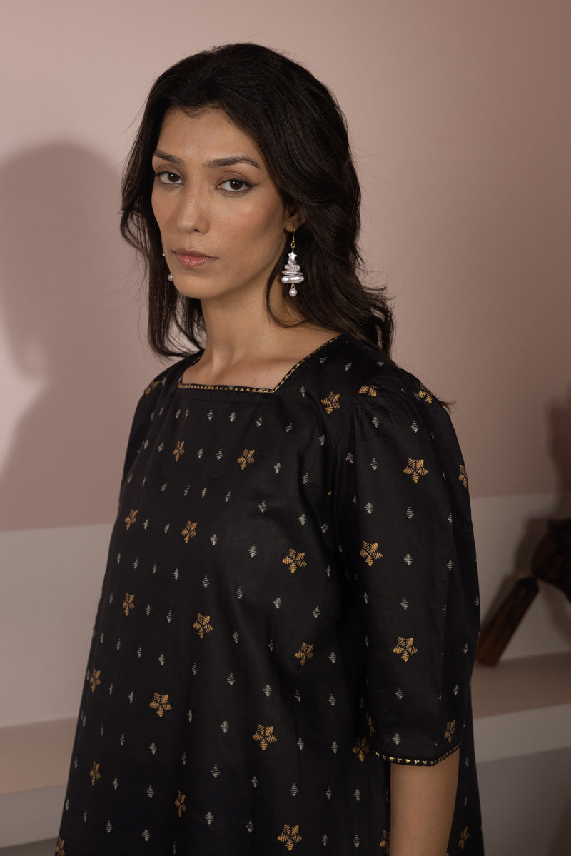 Mukesh Mehr Set