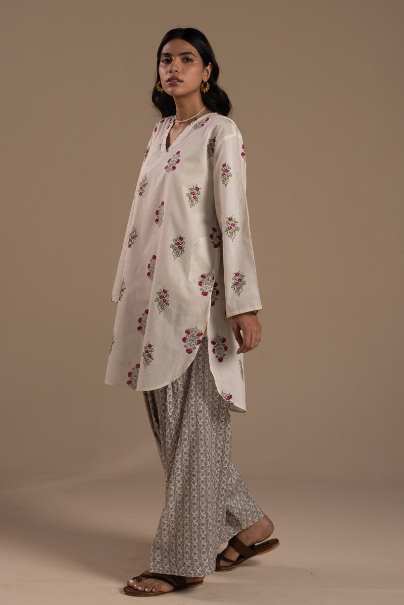 aatishigulabi