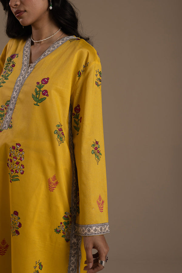 Gulnar Kurta