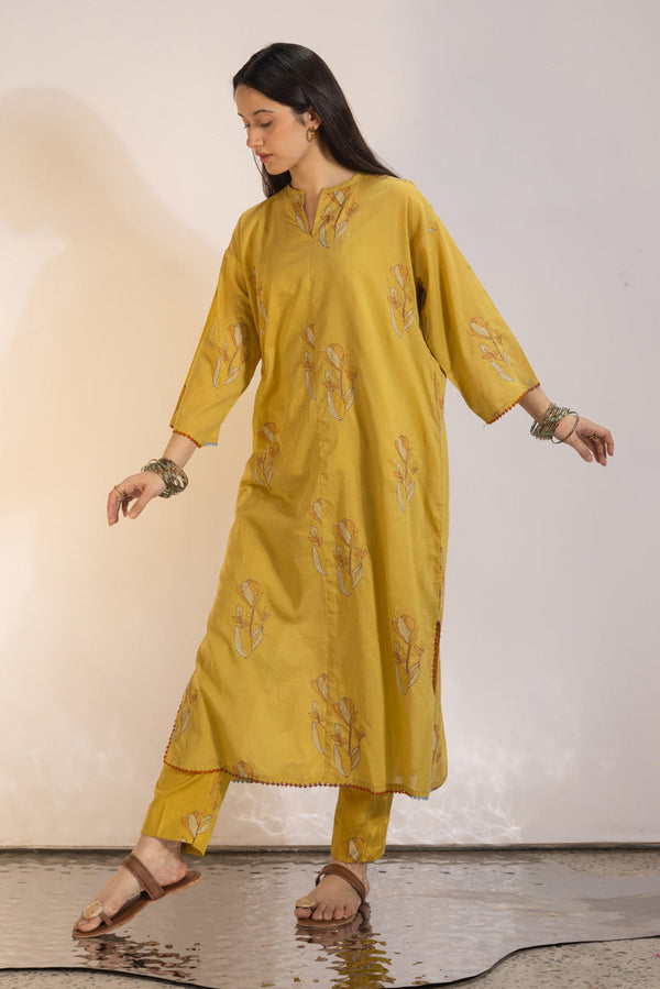 Phool Party Embroidered Set