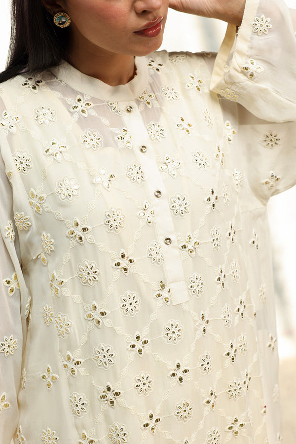 Panni Embroidered Set