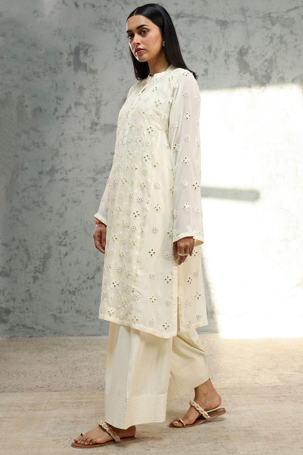 Panni Embroidered Set
