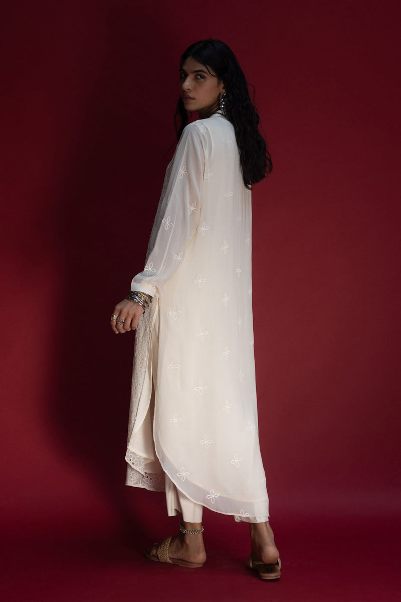 Ivory Schiffli Ensemble