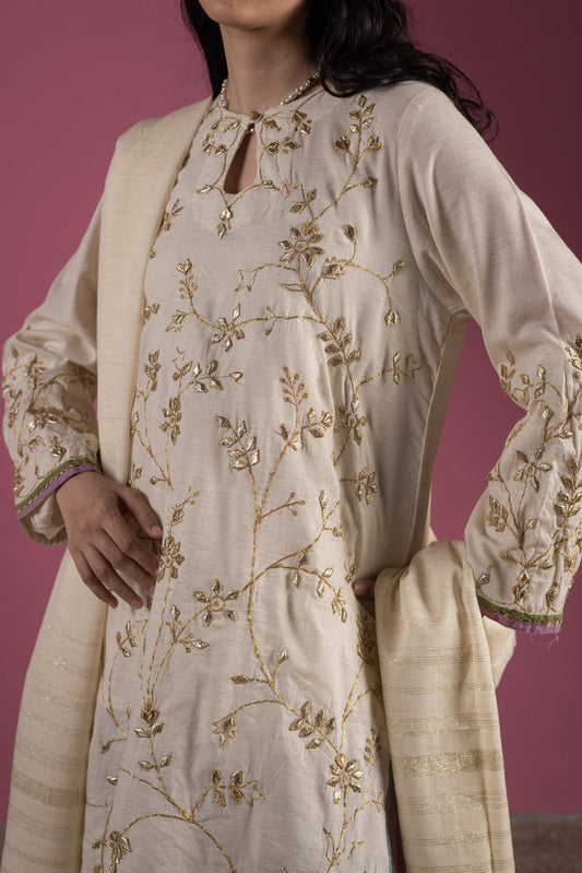 Golden Opulence 3-Piece Farshi Ensemble