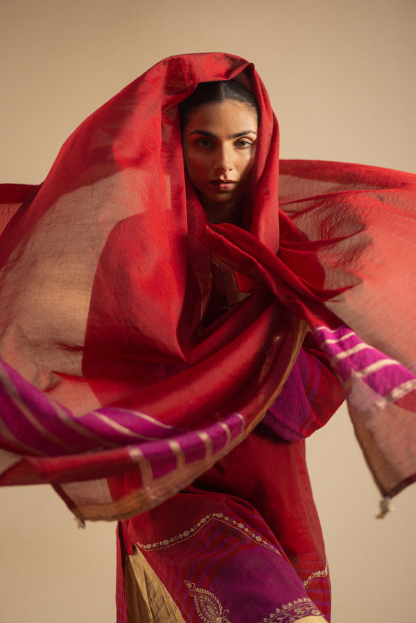 Golden Whisper 2-Piece