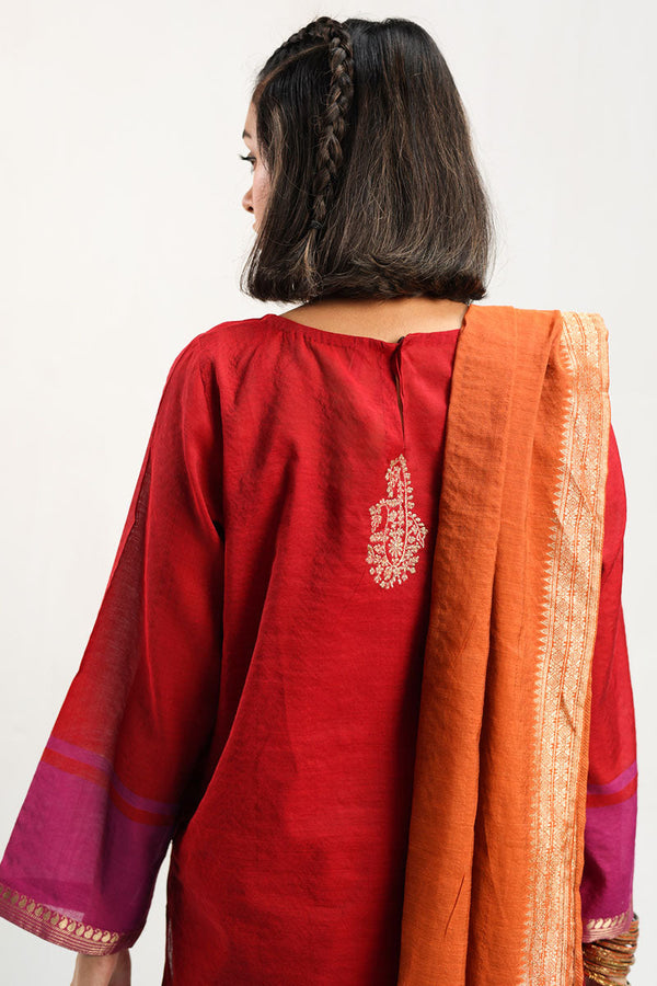 Mughal Dastaan 3-Piece Suit