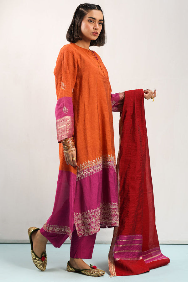 Mehr Nur Mughal 3-Piece Suit