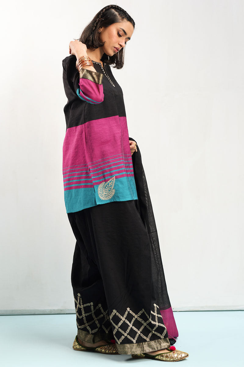 Mughal Aura 3-Piece Suit