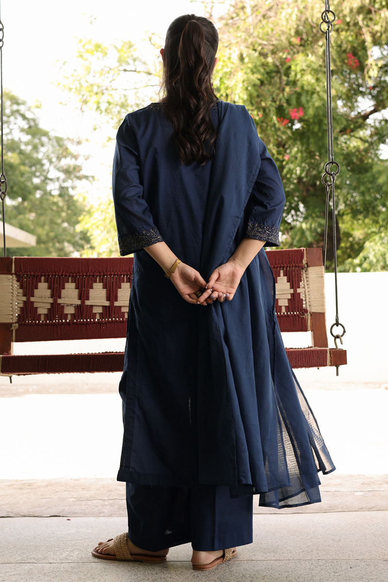 navyblue