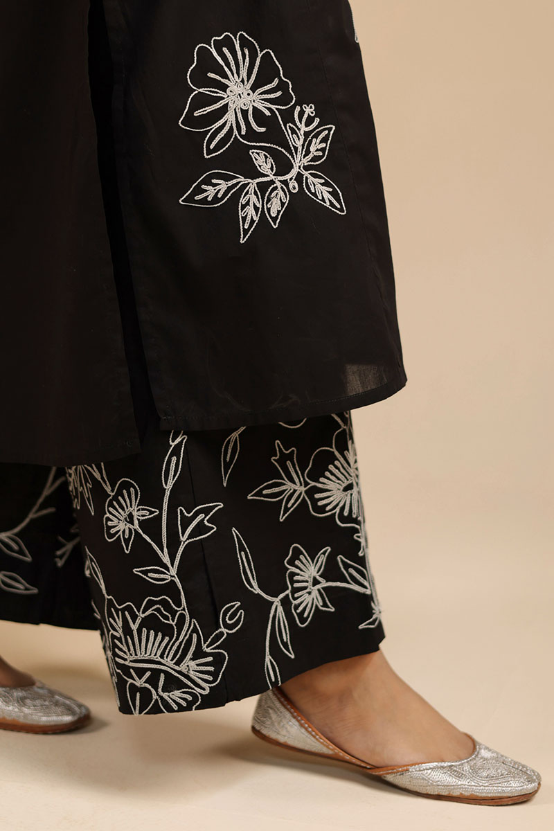 Embroidered Mari Whisper Set