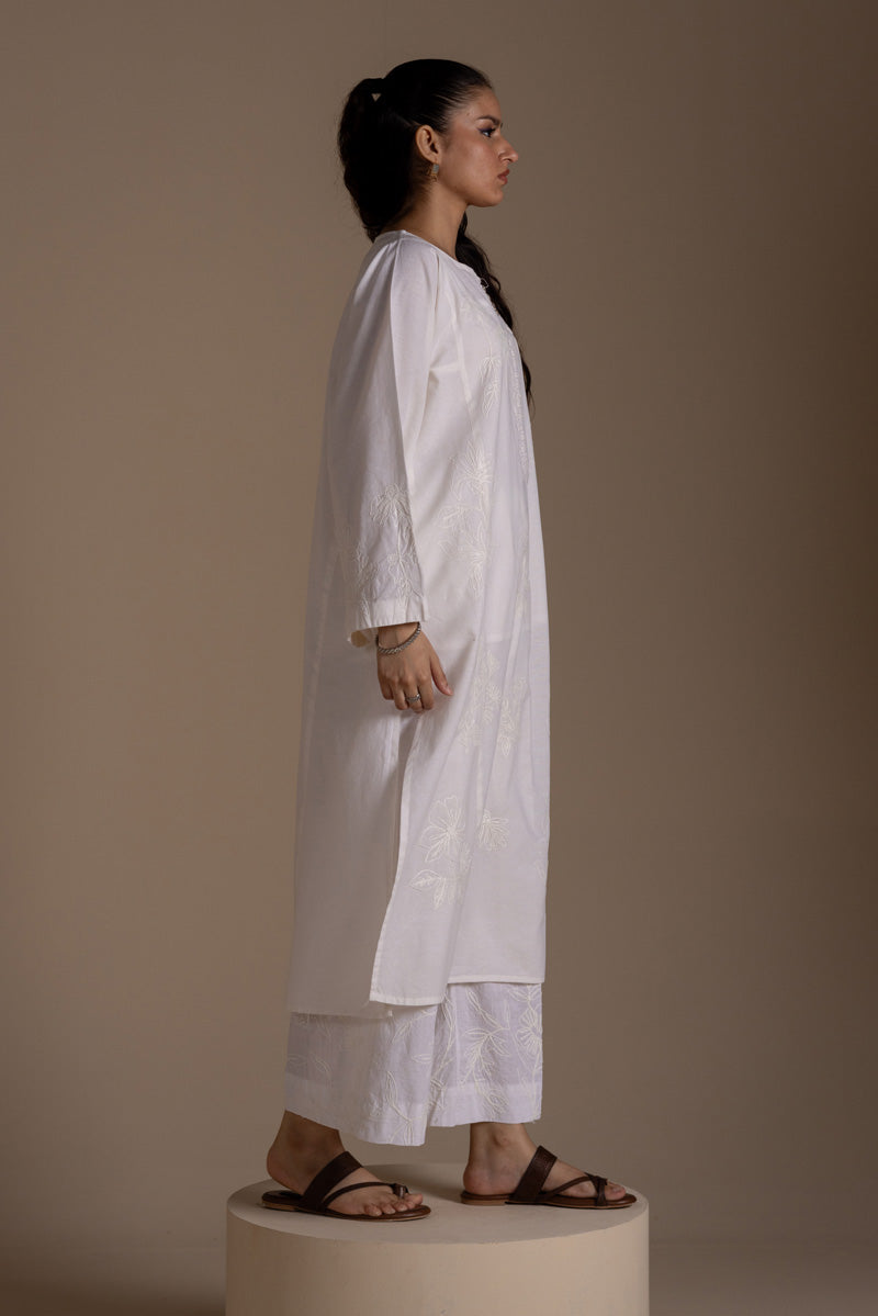 Embroidered Mari Whisper Set