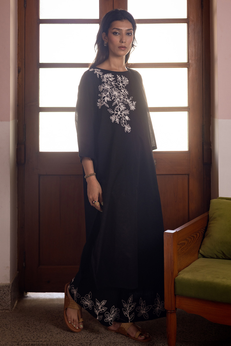 Embroidered Marigold Grace Set