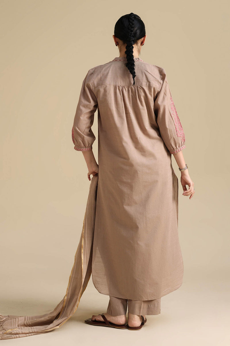 Embroidered Gul 3-Piece Suit