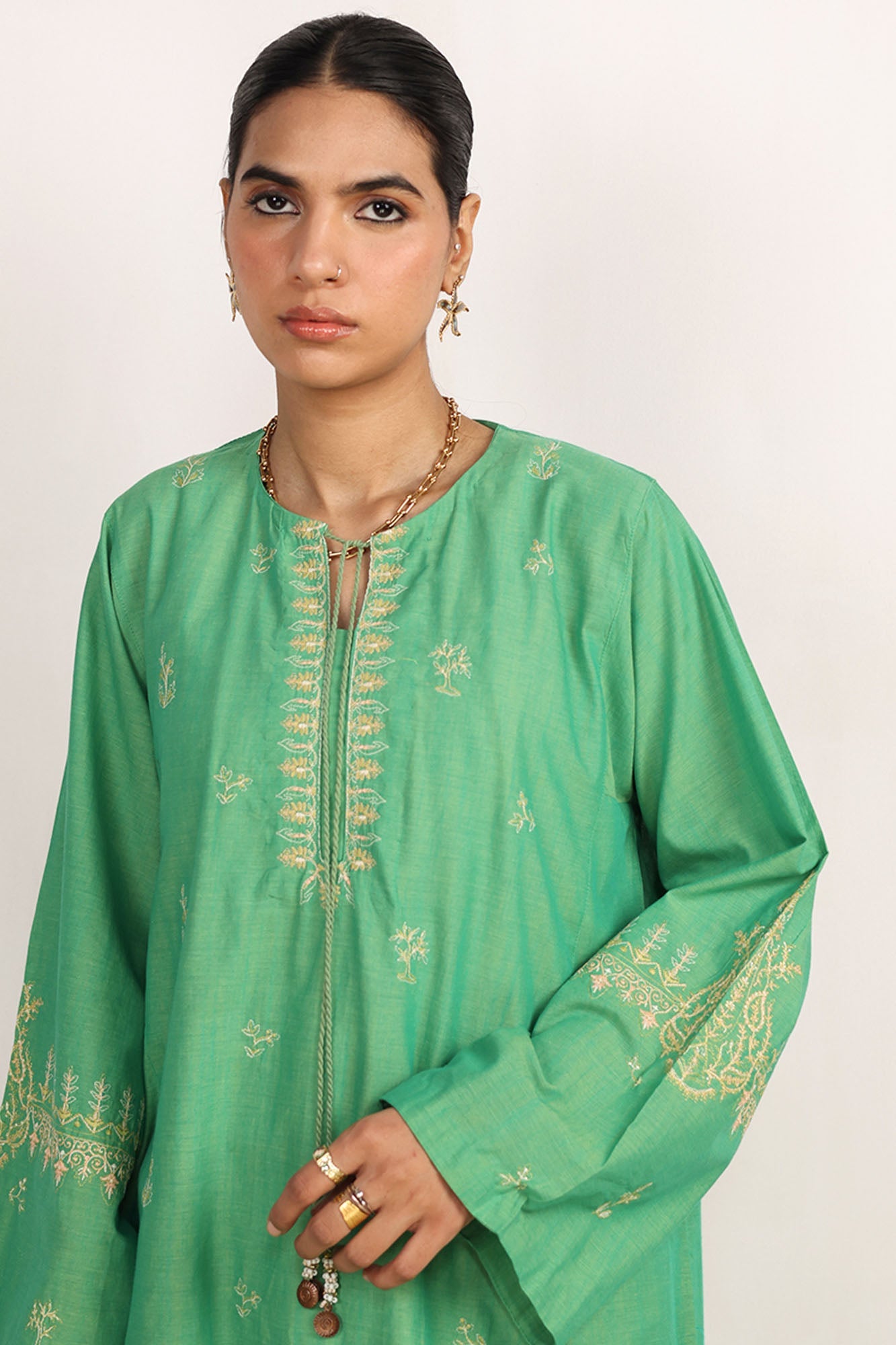 Phool Kahani Embroidered Ensemble