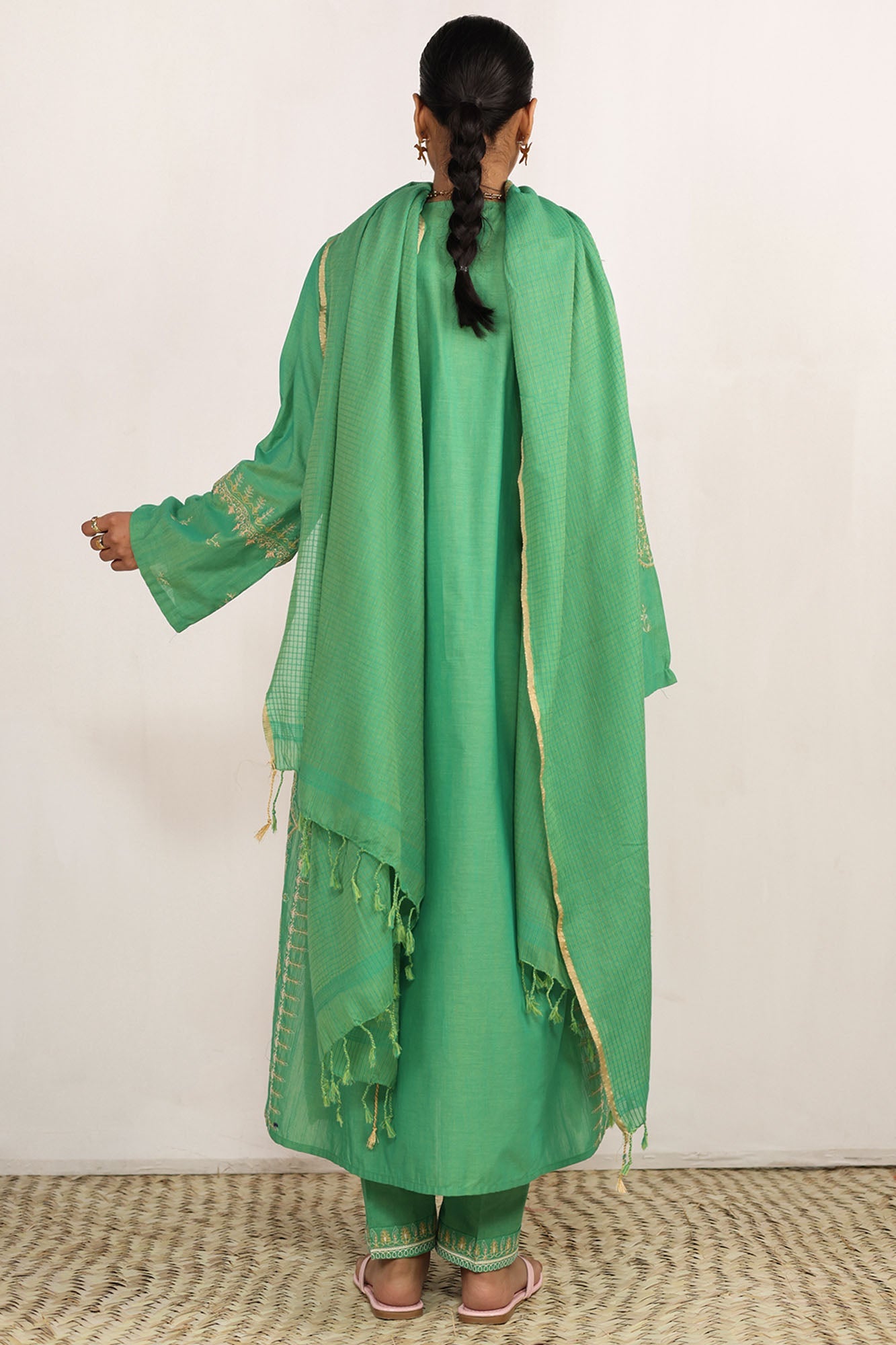 Phool Kahani Embroidered Ensemble