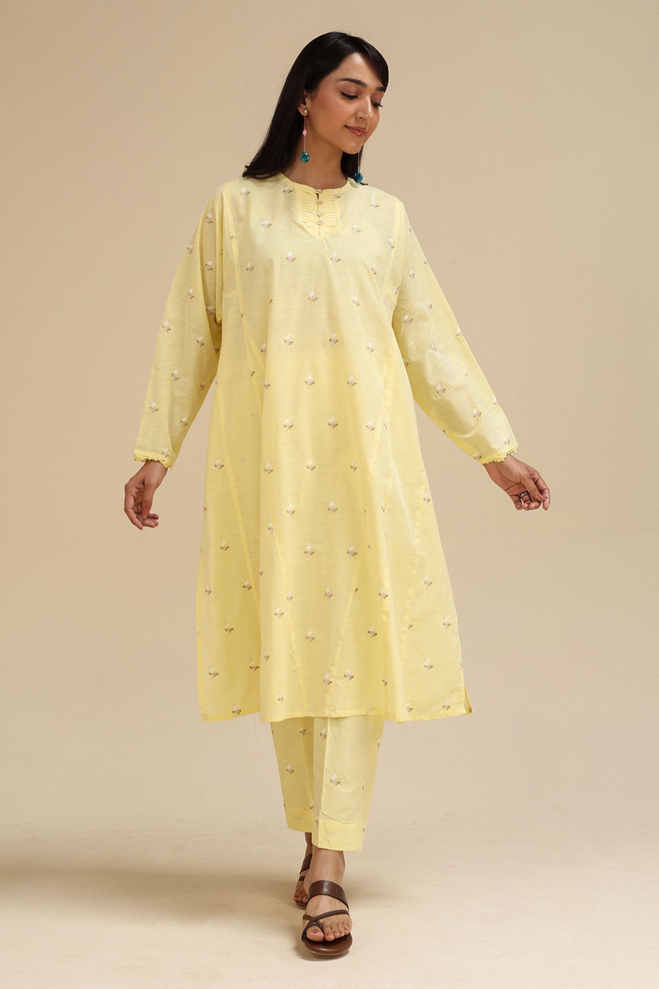 pastelyellow