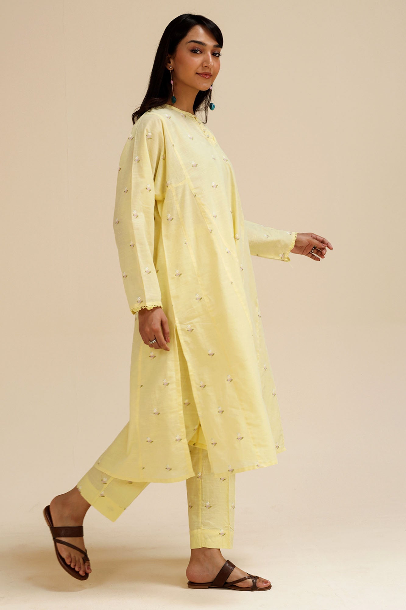 pastelyellow