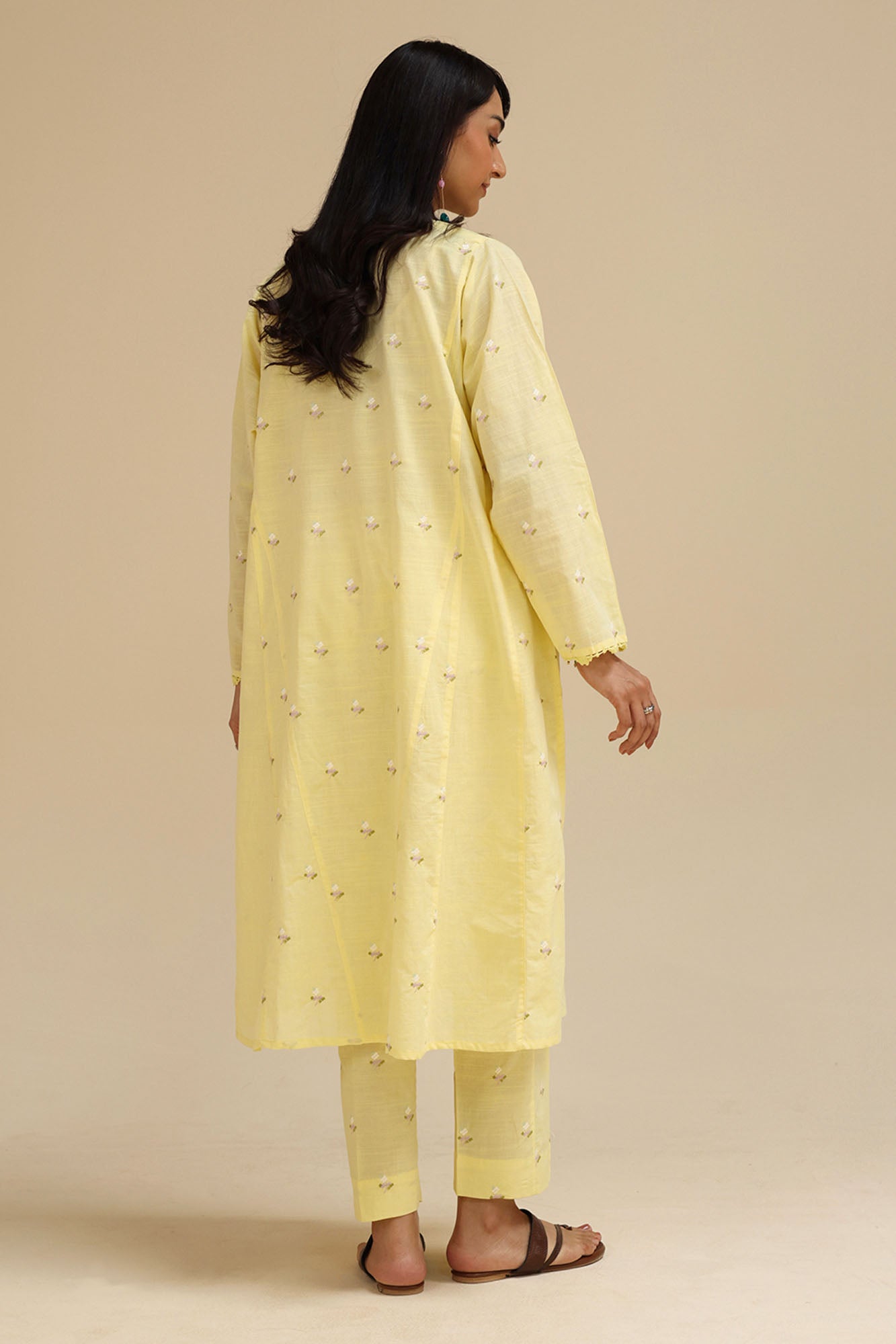 pastelyellow