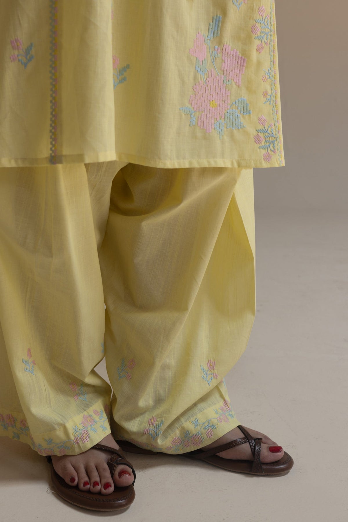 pastelyellow
