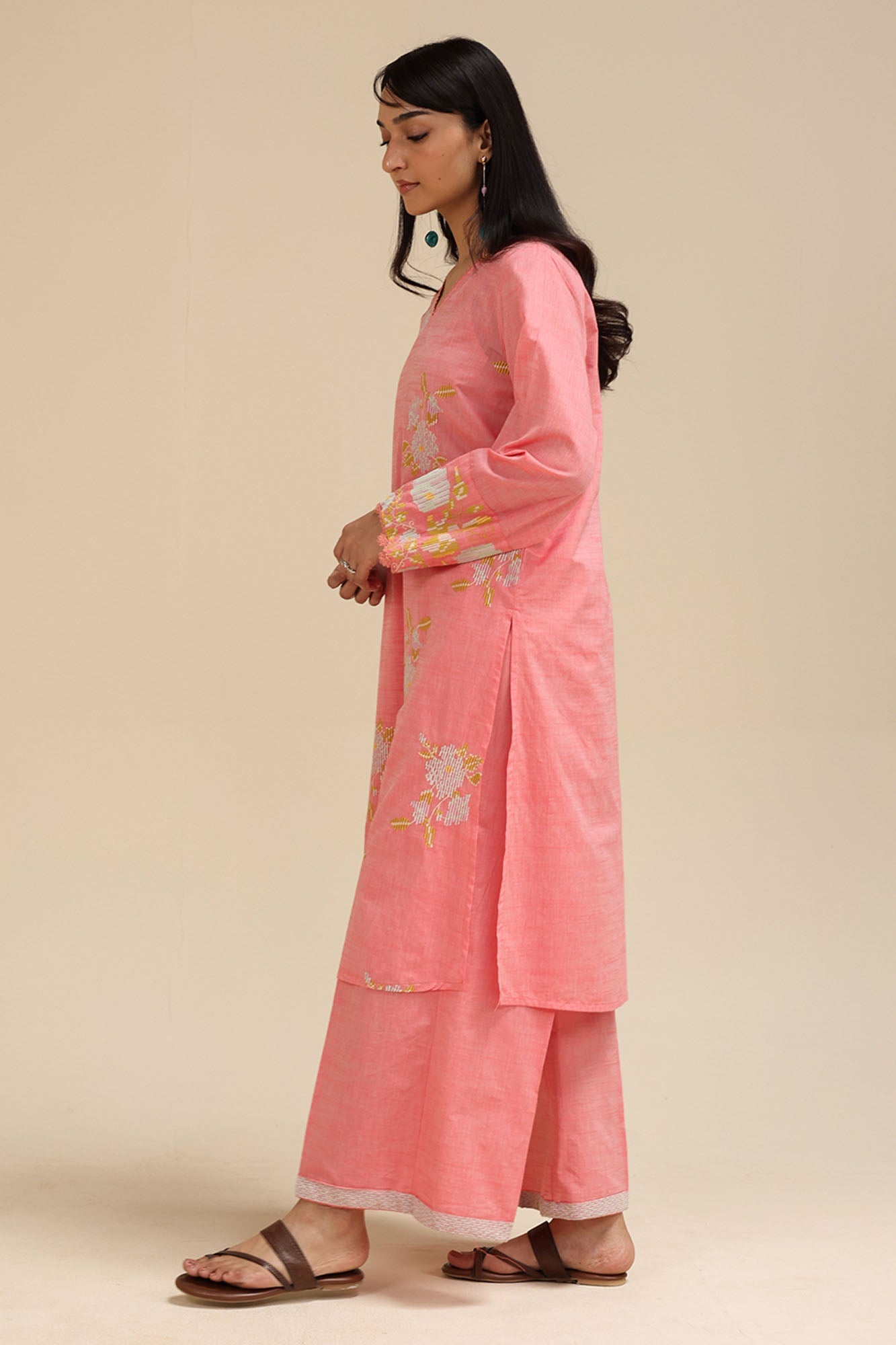 Amber Embroidered Set