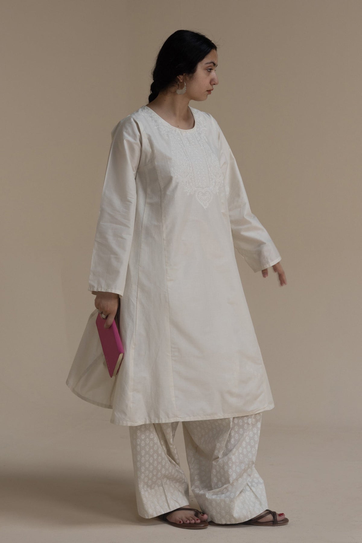 Gulnar Embroidered Set