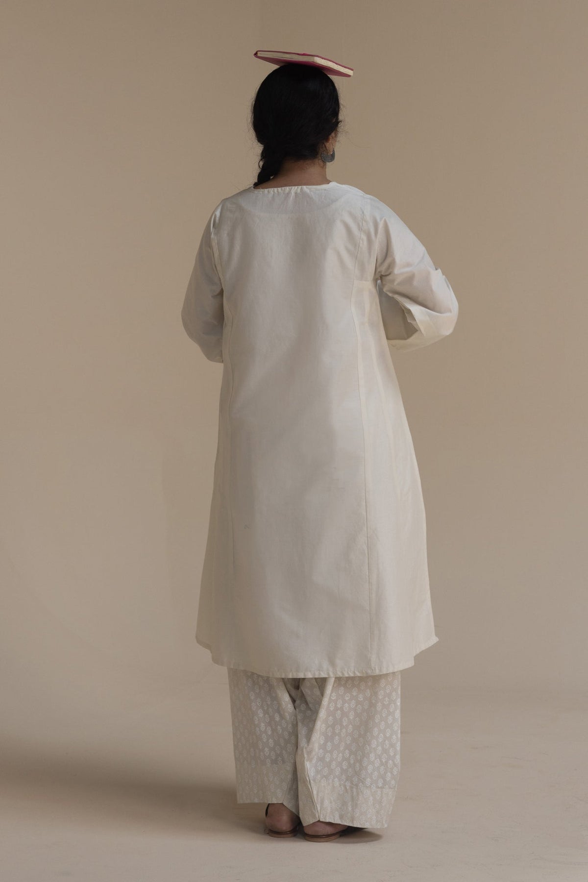Gulnar Embroidered Set
