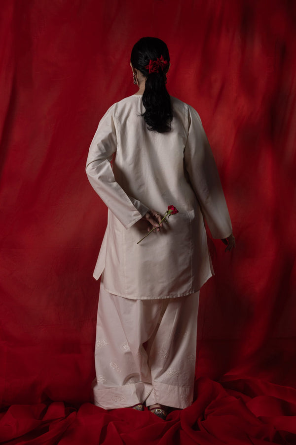 Embroidered Edit Kurta