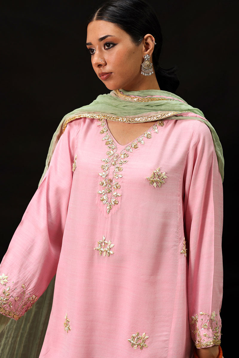 Gota Kari Farshi Ensemble