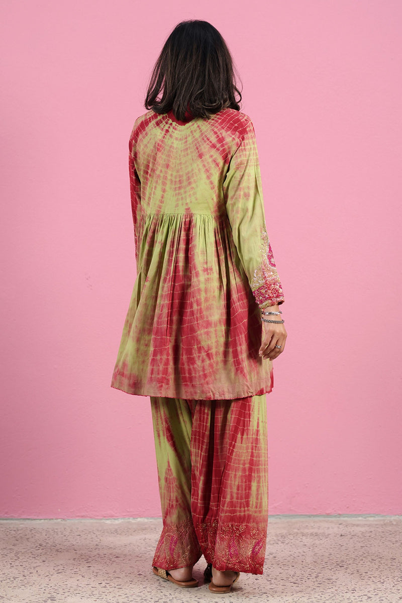 Tidal Tones Embroidered Set