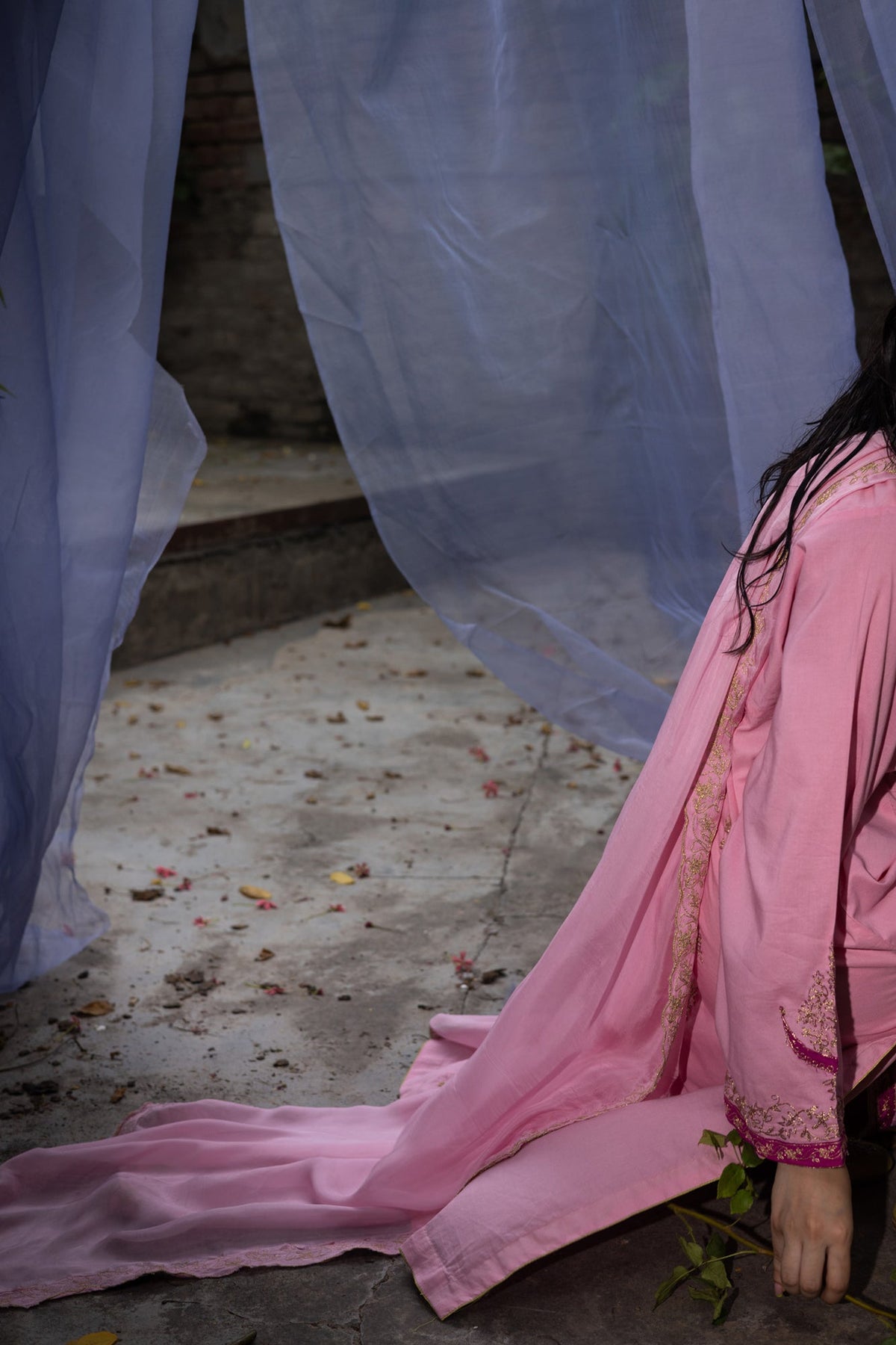 Zar Riwaayat Embroidered Ensemble