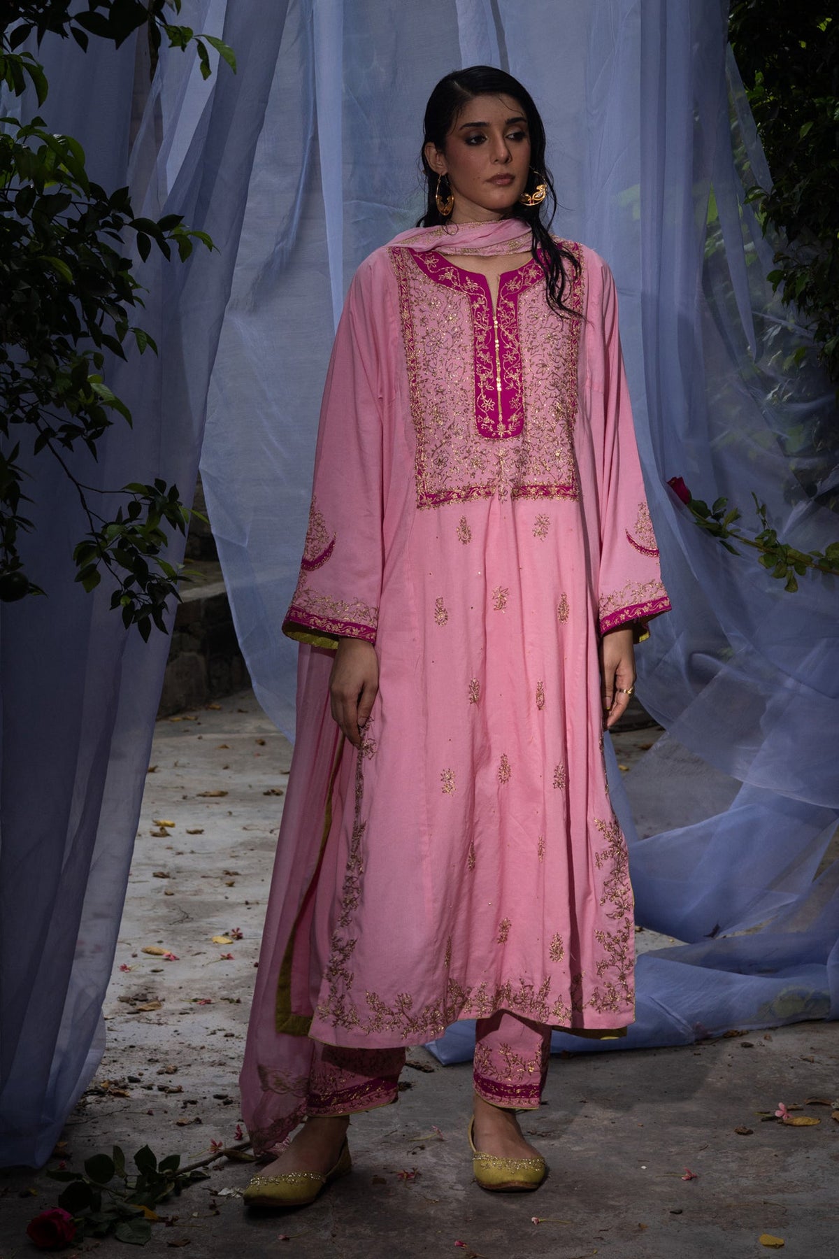 Zar Riwaayat Embroidered Ensemble