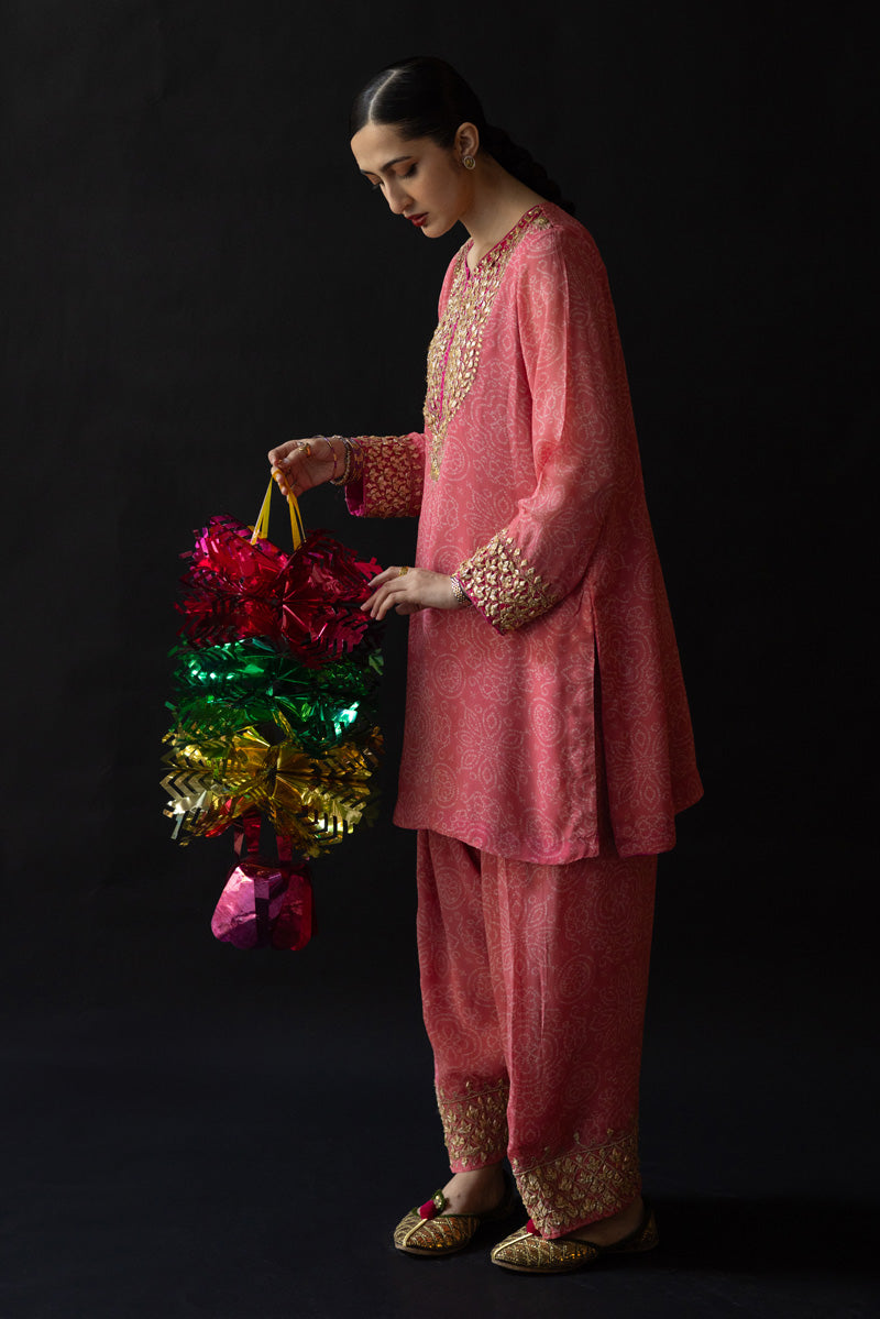 Banno Rani Gota Set