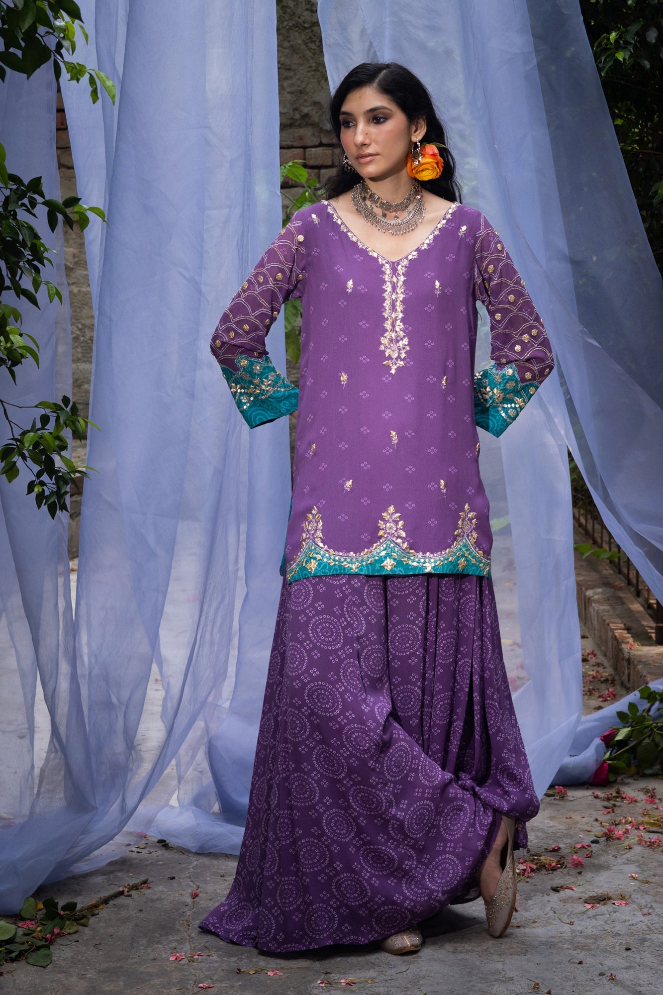 Chunari Opulence Set