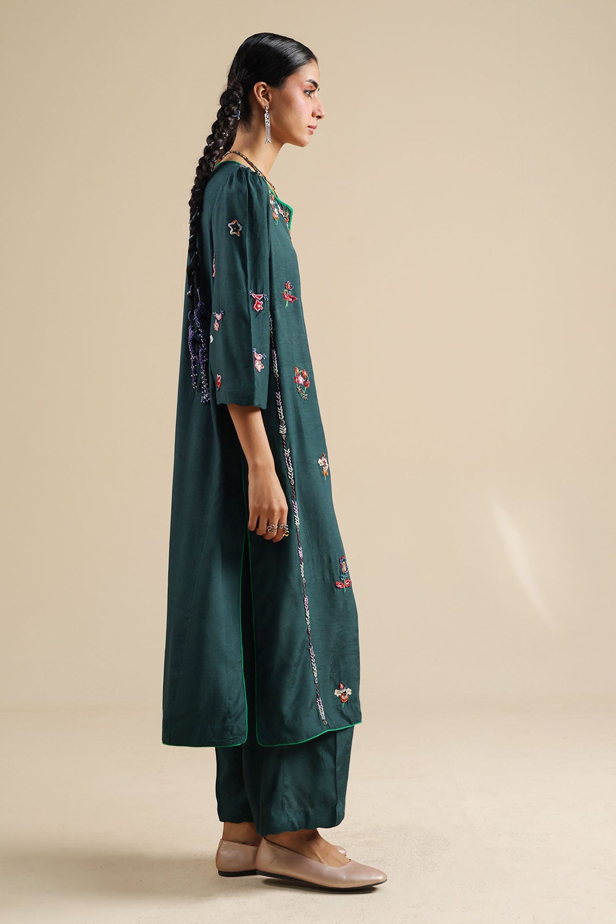 Gul-o-Rang Embroidered Set