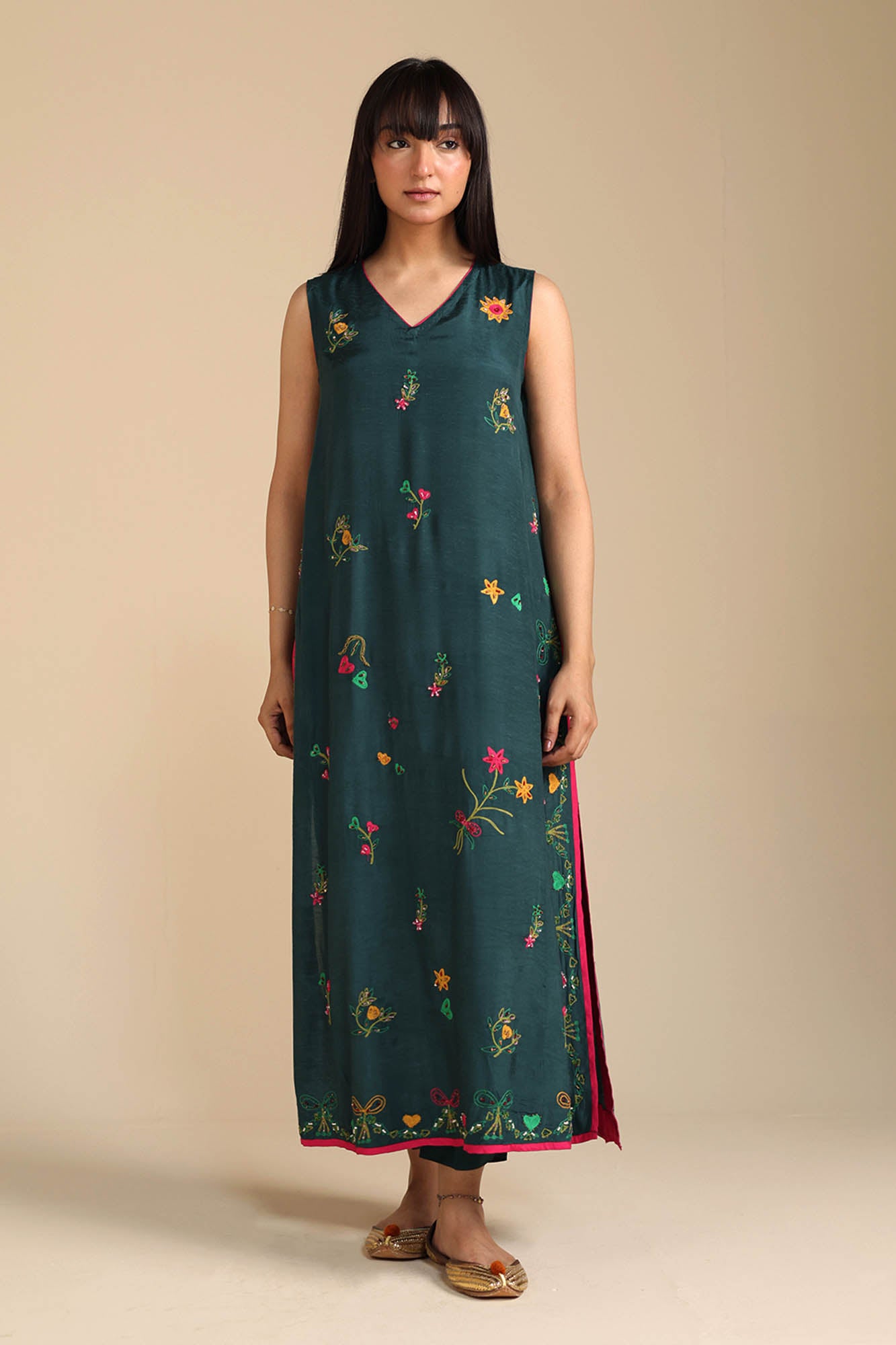 Embroidered Reverie Set