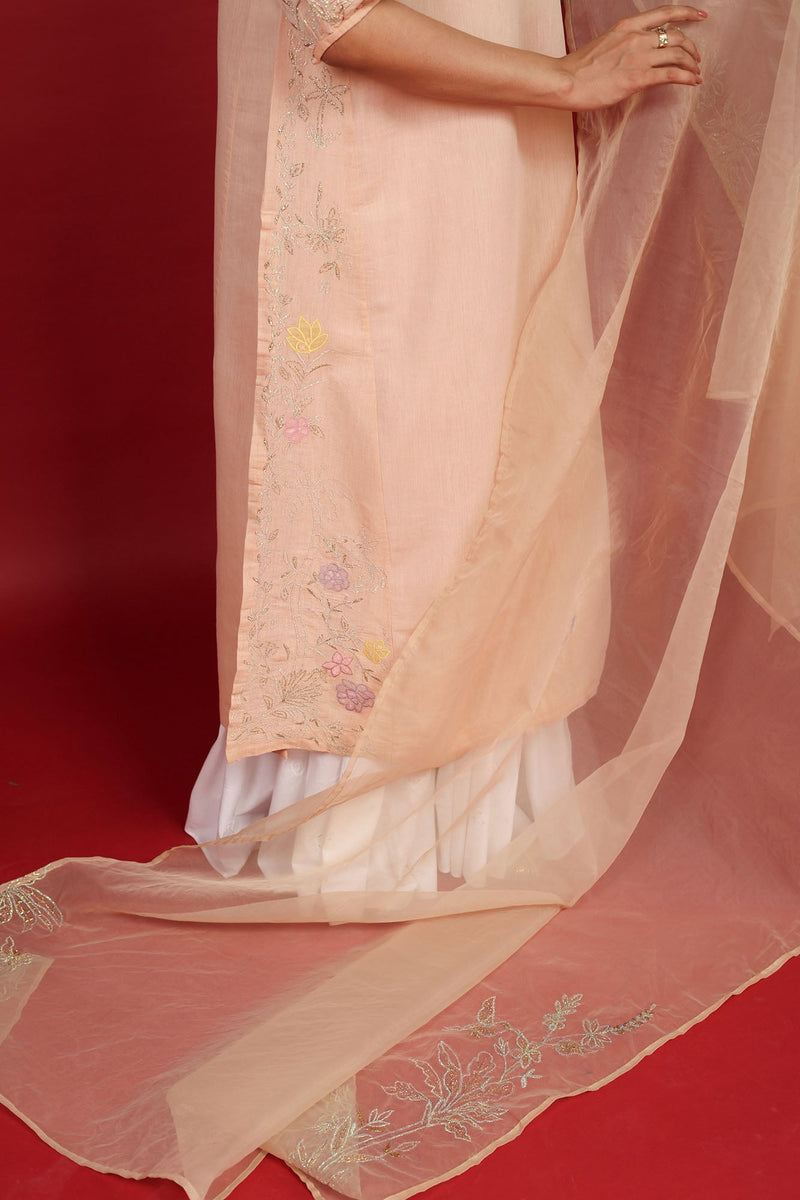 Opulence Embroidered Set