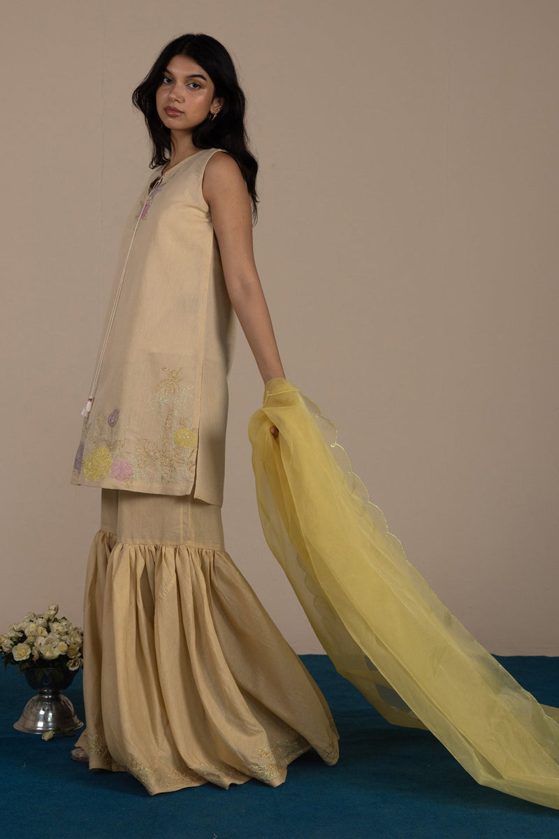 Phool Embroidered Gharara Ensemble