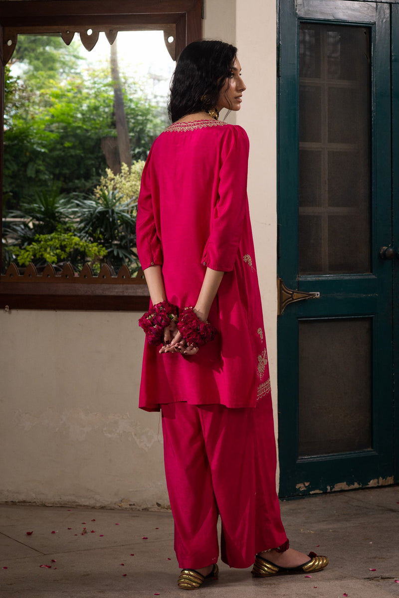 Primrose Embroidered Set