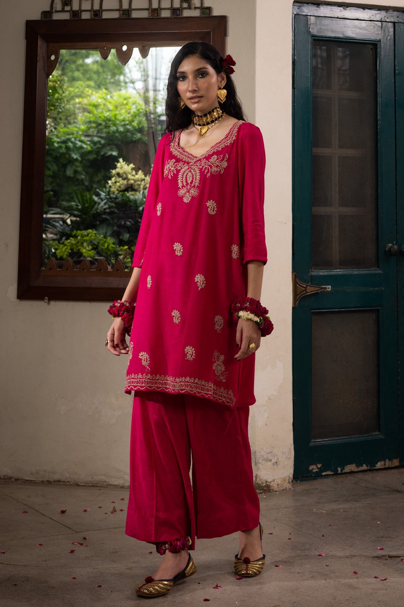 Primrose Embroidered Set