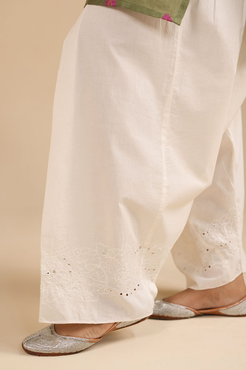 Kaaviya Classic Fit Shalwar