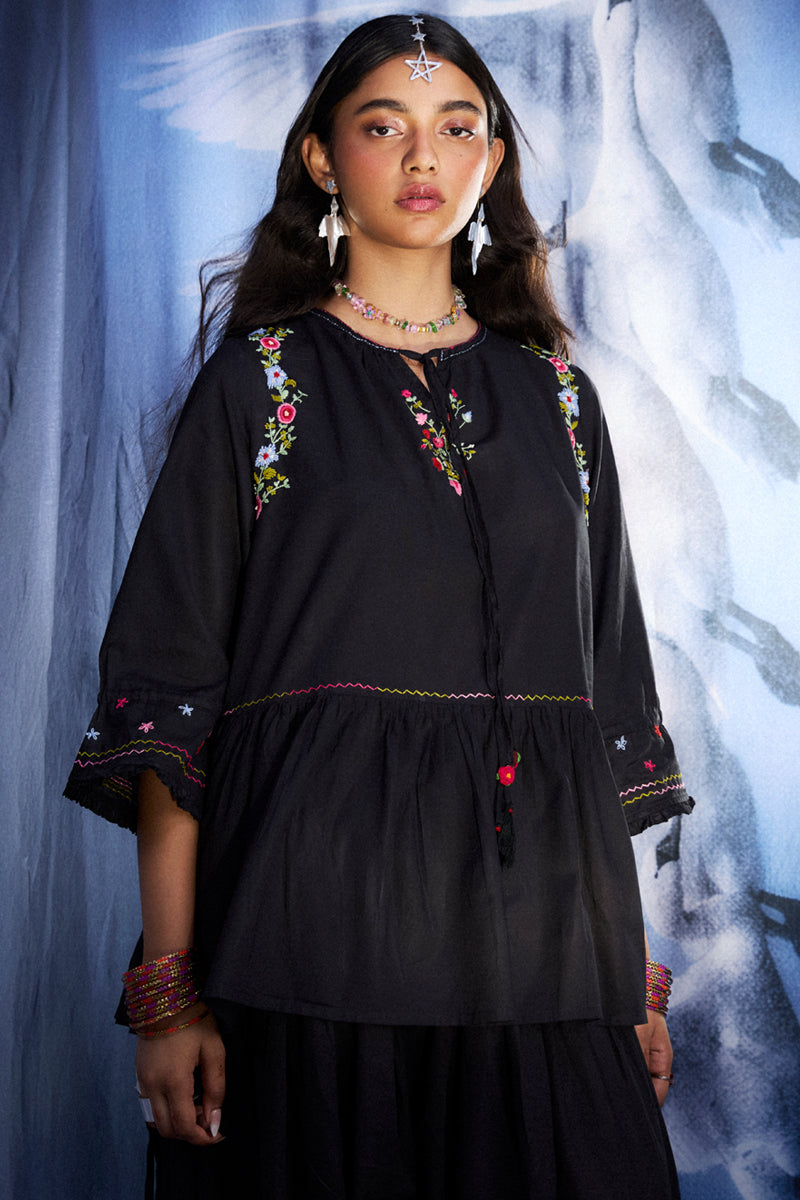 Tarkashi Tassel Ties Set