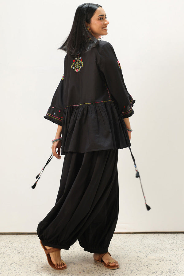 Tarkashi Tassel Ties Set