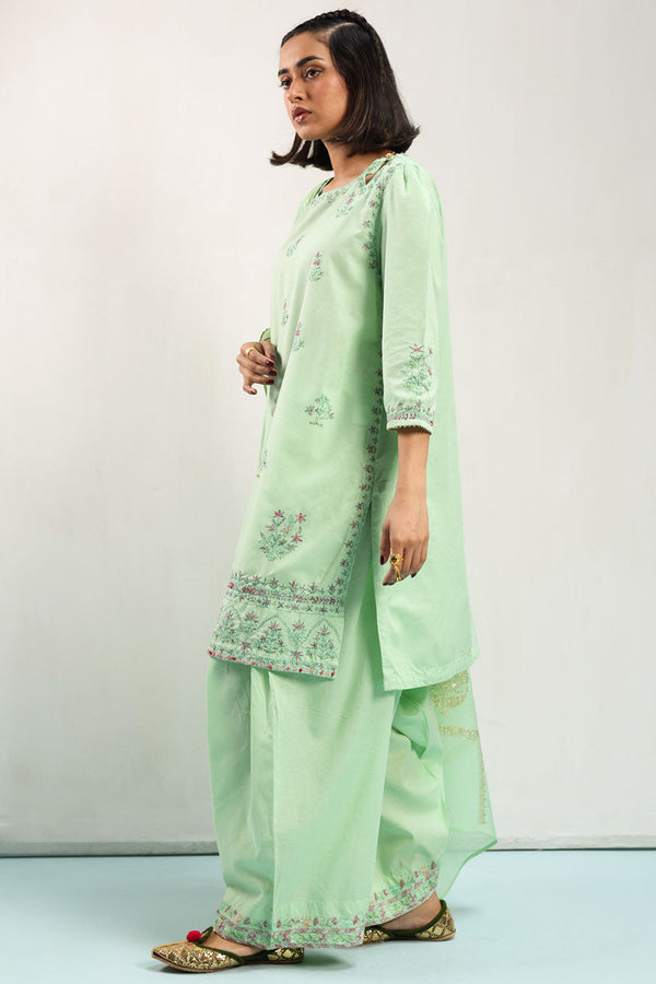 Hand-Crafted Miniatures 3-Piece Set