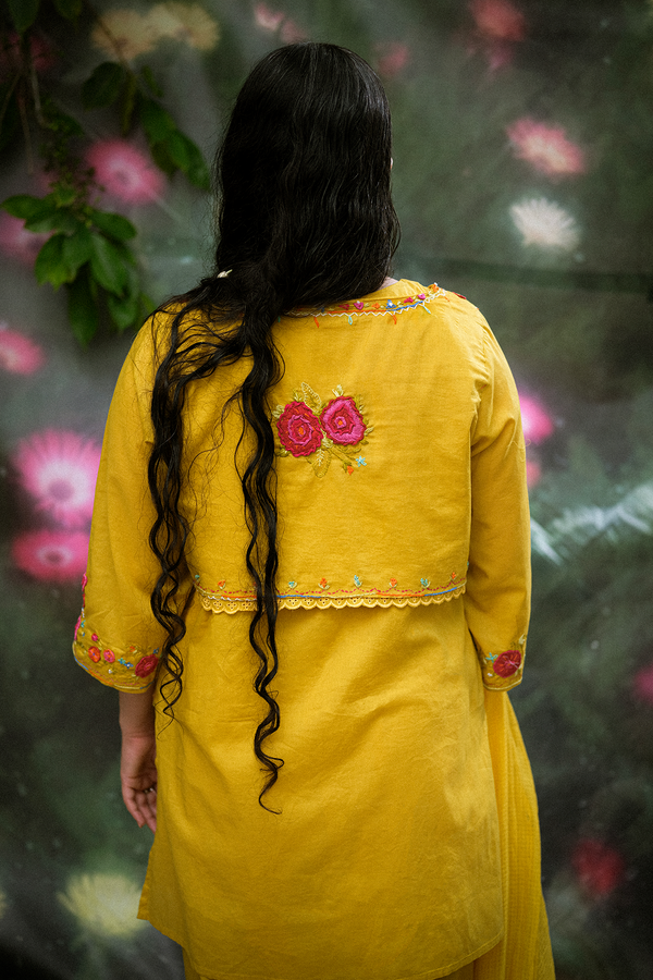Hand-Crafted Rosettes Reverie Ensemble