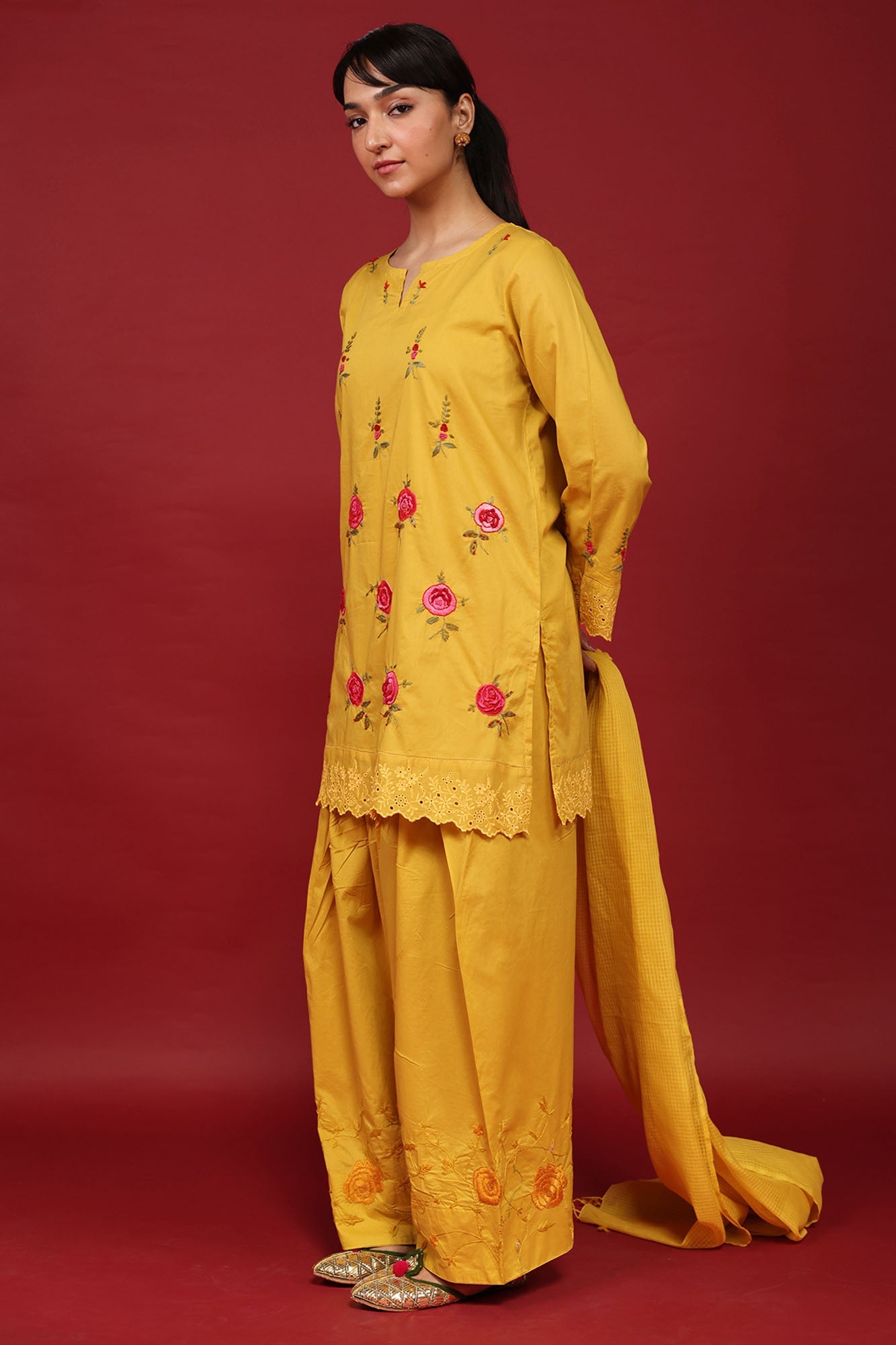 Hand Embroidered Farshi Ensemble