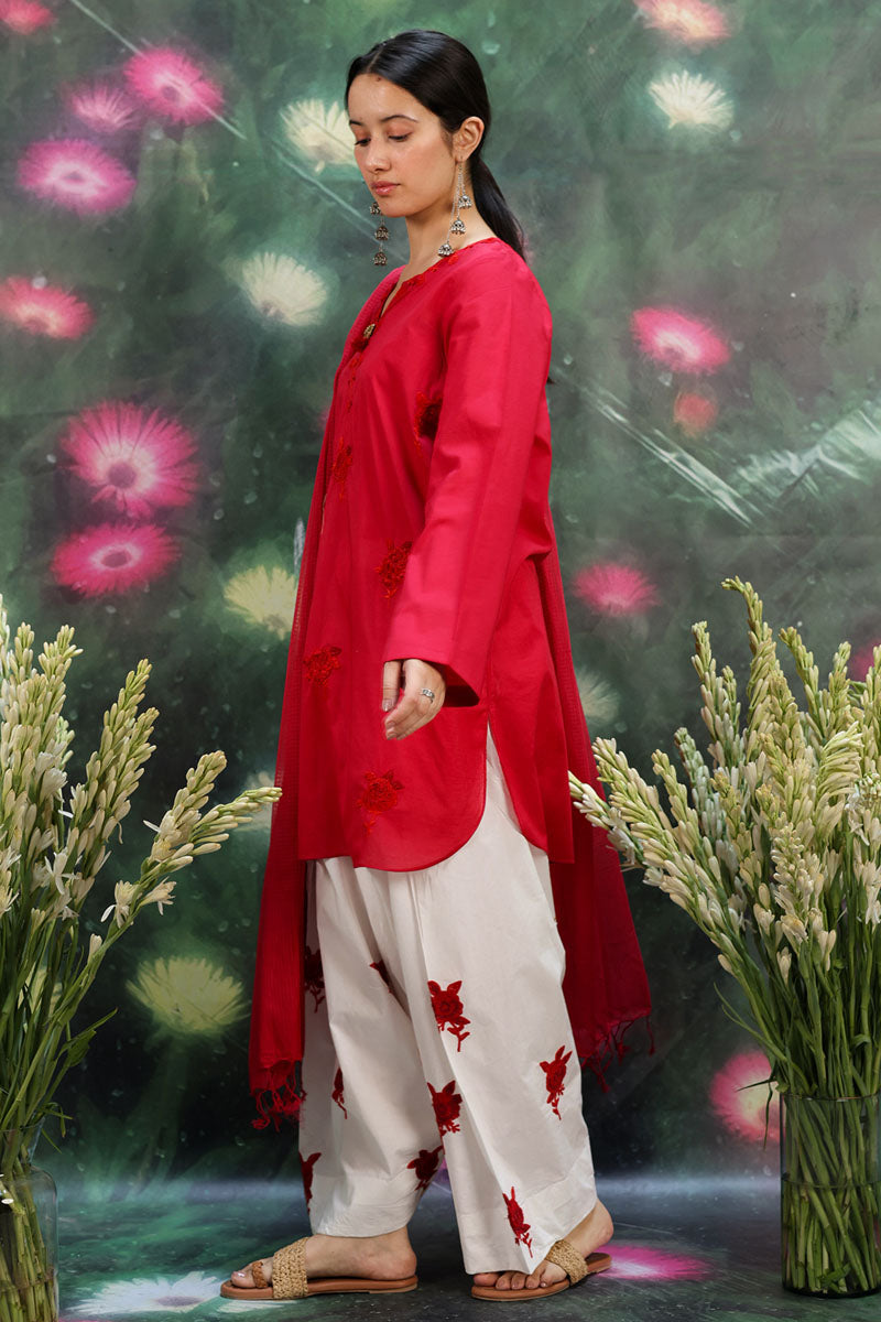 Rosettes Rouge Ensemble