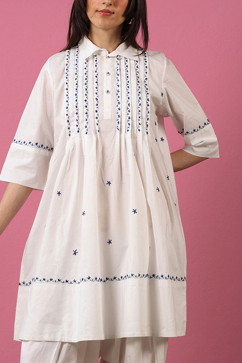 Phool Hand-Embroidered Set
