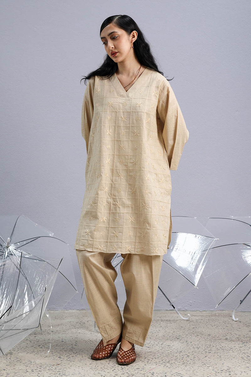 Hand Embroidered Gul Set