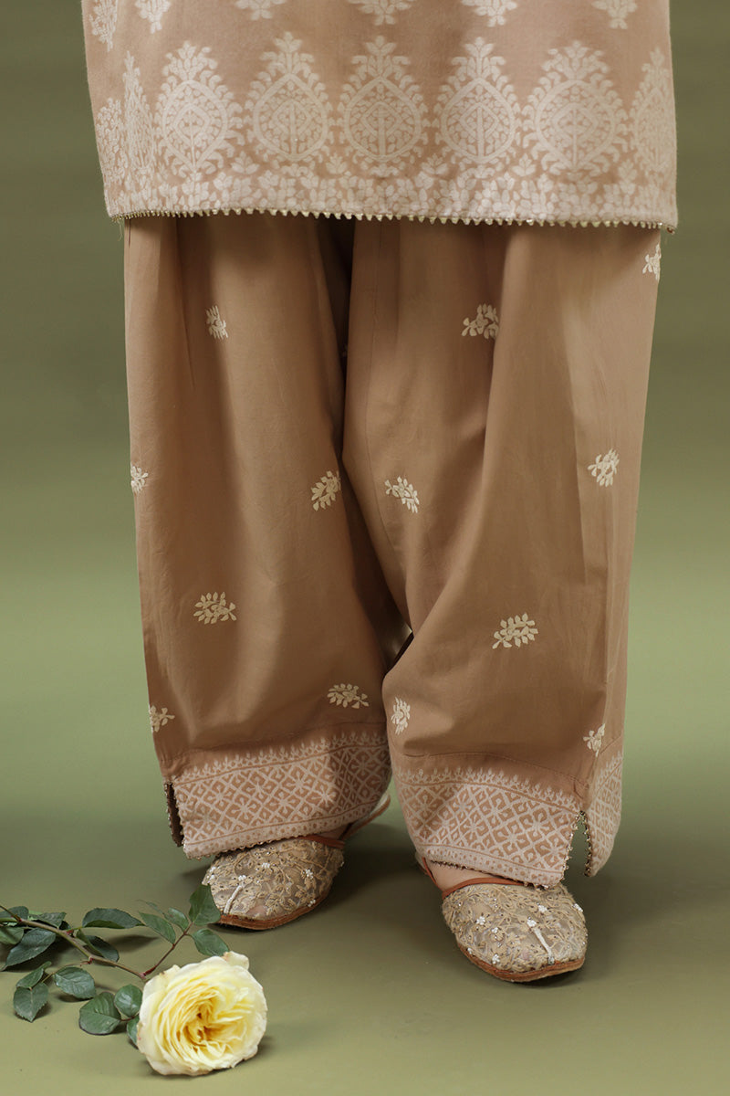beige