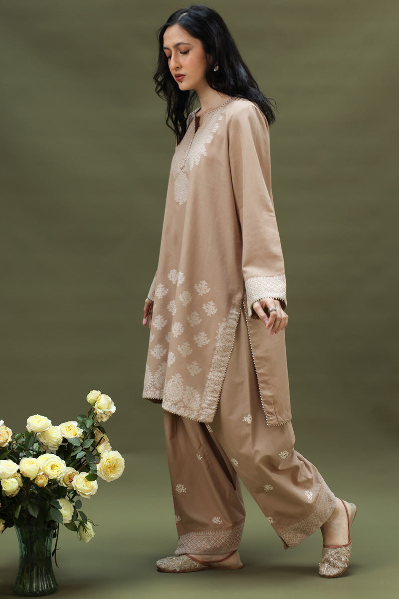 beige